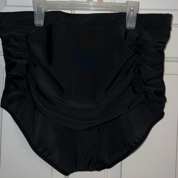 Other - Black swim bottom, 18W